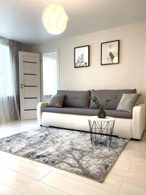 New Modern Apartments In The City Center Нарва Экстерьер фото
